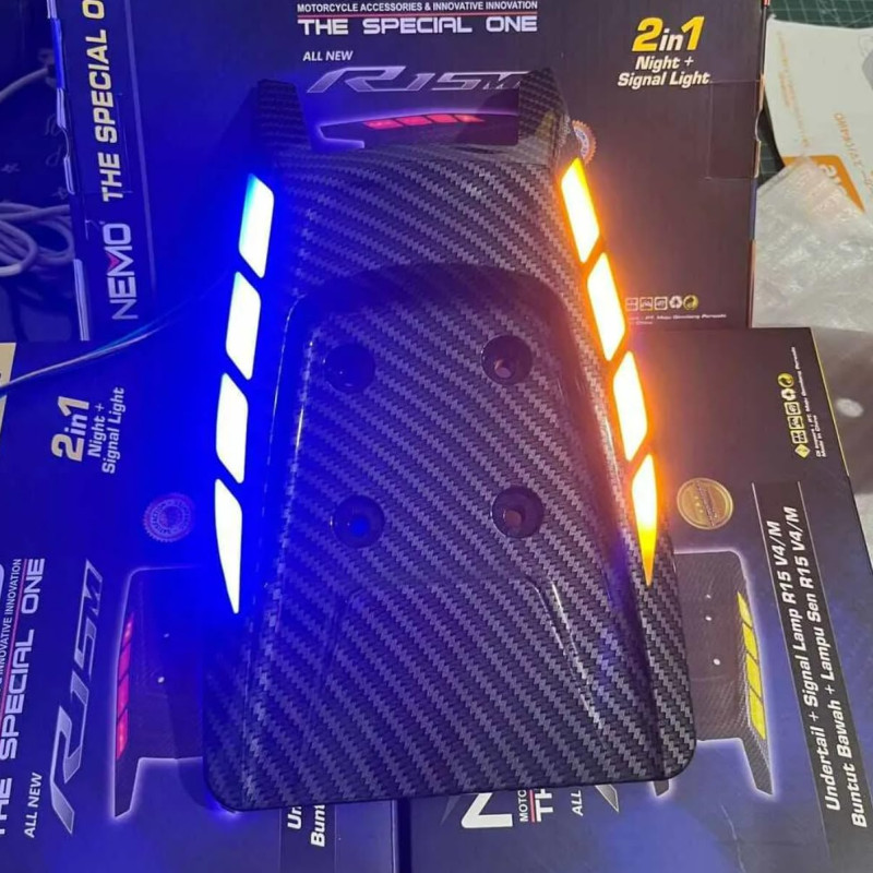 Undertail Light Acube Mart FOR R15 V4