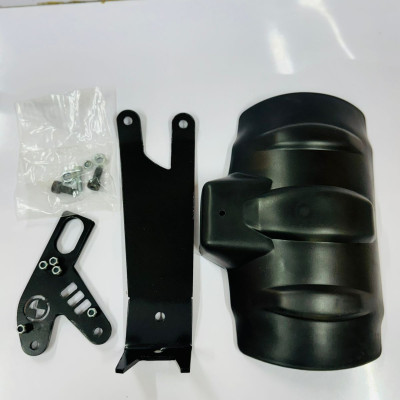 UNIVERSAL TYRE HUGGER